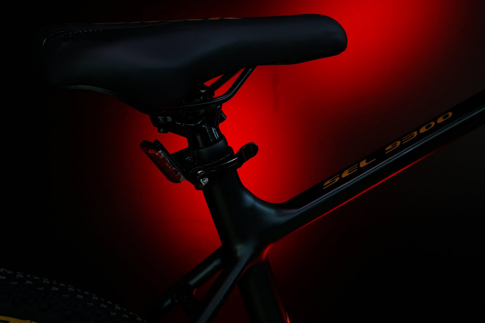 LORAK Sel 9300 Матовый Черный/Коричневый 18р (на рост 163-179)