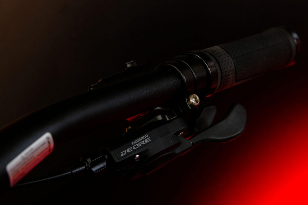 LORAK Sel 9880 Чёрный рама 23 (на рост 189-205)